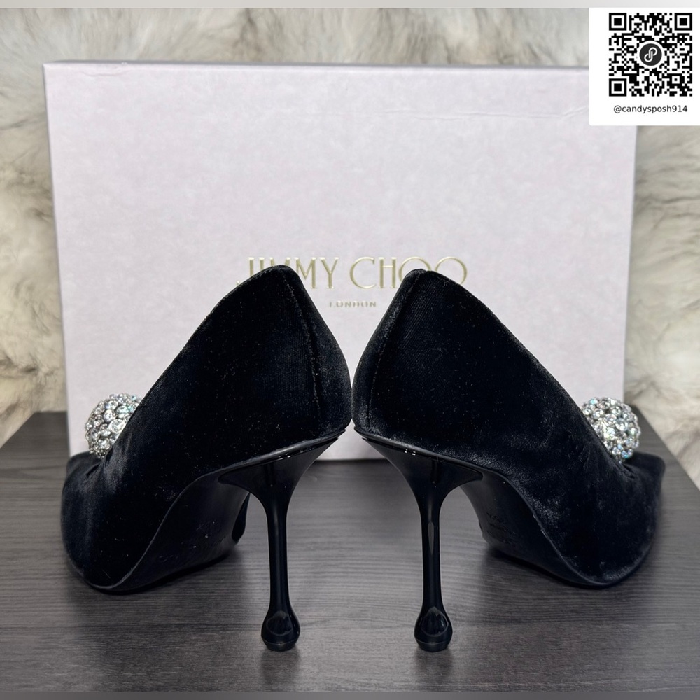 JIMMY CHOO
Crystal Orb Velvet Pumps
|EU 35.5 - Picture 4 of 12